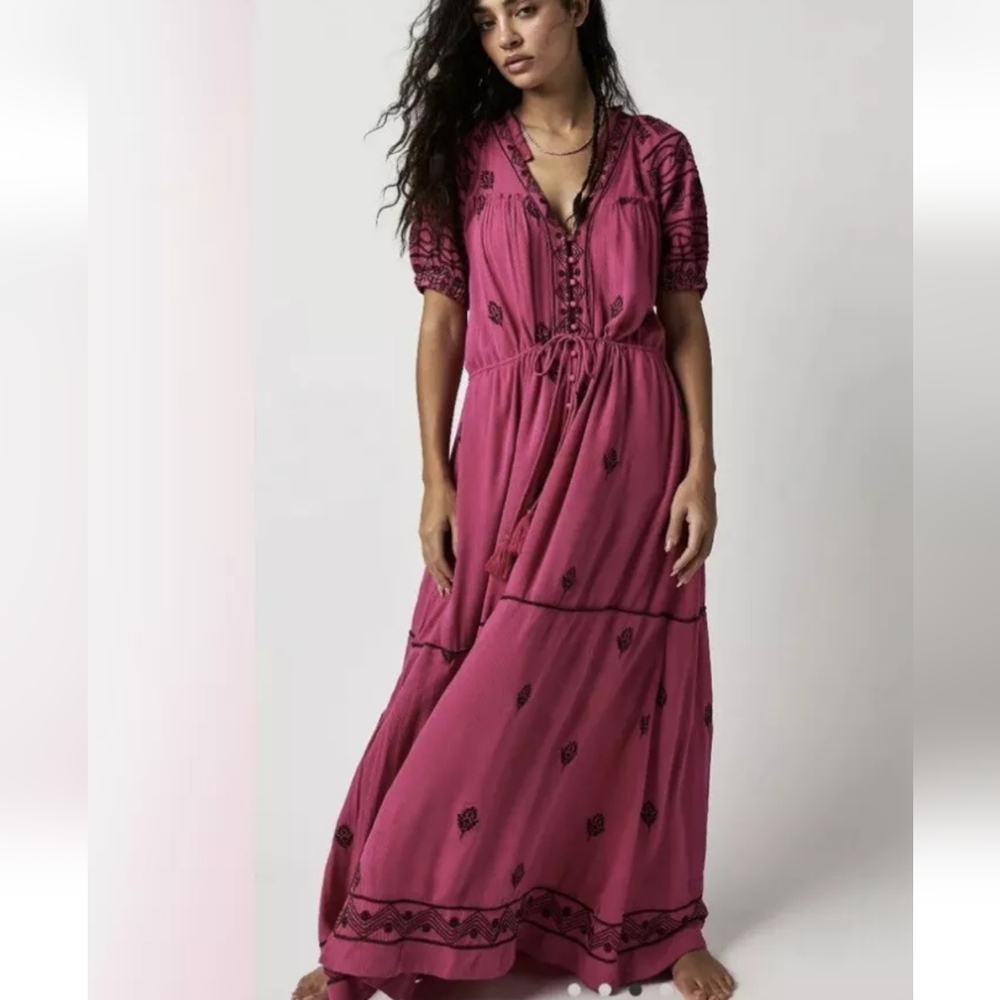🎉🎉HP 8/30🎉🎉Free People Riley Dress